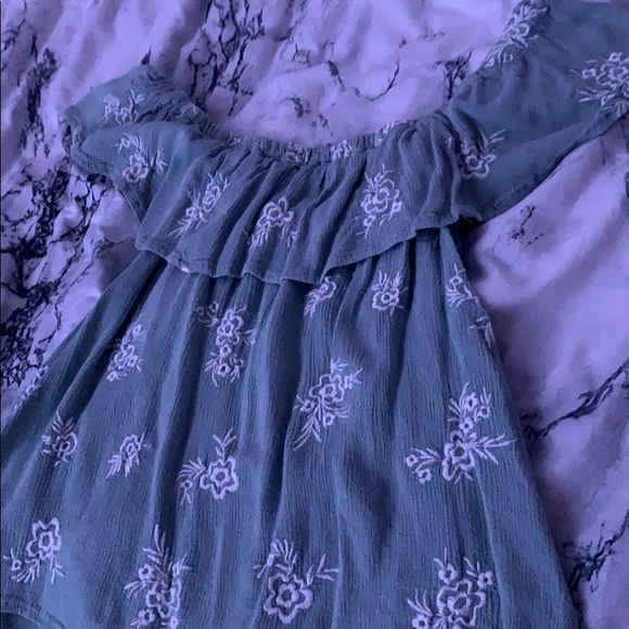 Shirt - Picture 2 of 3